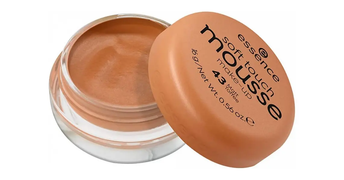 essence soft touch mousse make-up 43