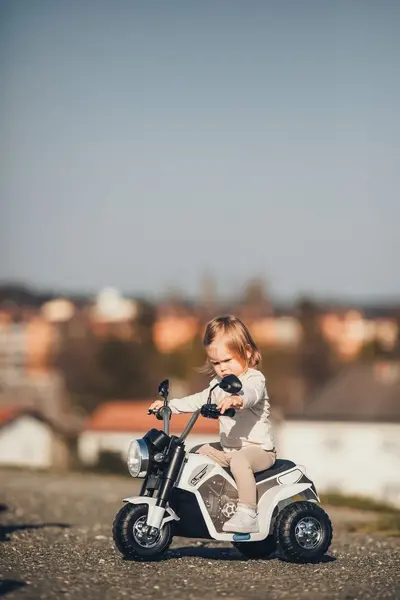 Ocie Motorr me bateri, Ngjyra: Bardhë