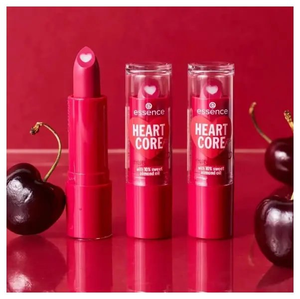 essence HEART CORE fruity lip balm 01