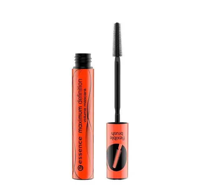 essence maximum DEFINITION mascara 01